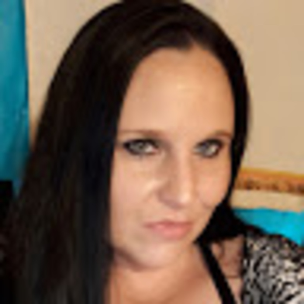 Meet your Posher, Venessa